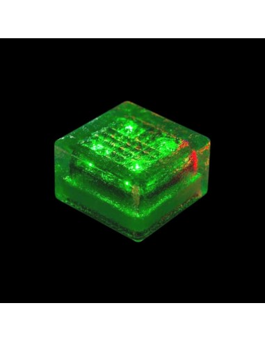 Светодиодная брусчатка 100x100 мм на солнечных батареях LED Solar Glass зелёная IP68