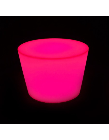 Светящийся столик с аккумулятором LED MARK 50 cм. разноцветный RGB с пультом IP65 Светящийся столик с аккумулятором LED MARK 50 cм. разноцветный RGB с пультом IP65