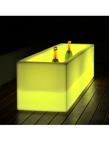 Светящееся цветочное кашпо с аккумулятором LED TETRA-3 c разноцветной RGB подсветкой и пультом USB IP65