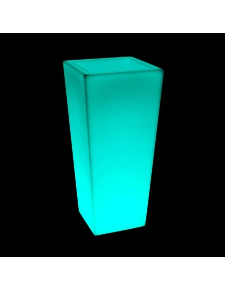 Цветочное кашпо с аккумулятором LED QUADRUM-4 c разноцветной RGB подсветкой и пультом USB IP65 Цветочное кашпо с аккумулятором LED QUADRUM-4 c разноцветной RGB подсветкой и пультом USB IP65